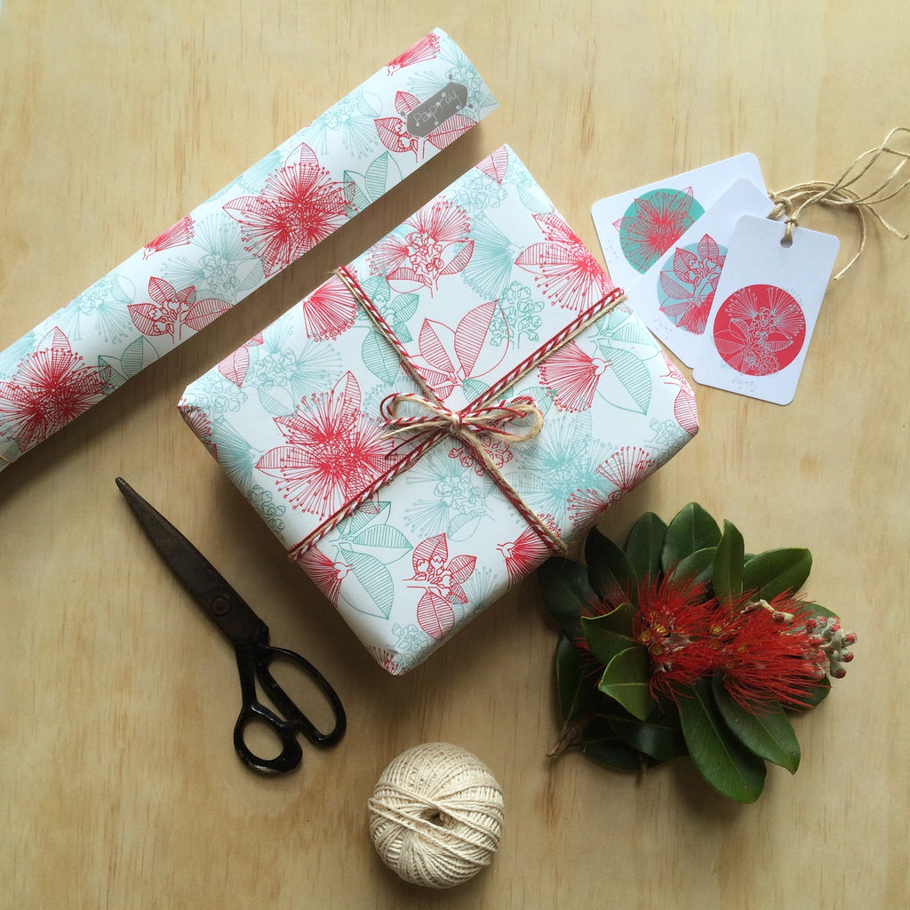 Christmas Bush Gift Wrapping Paper