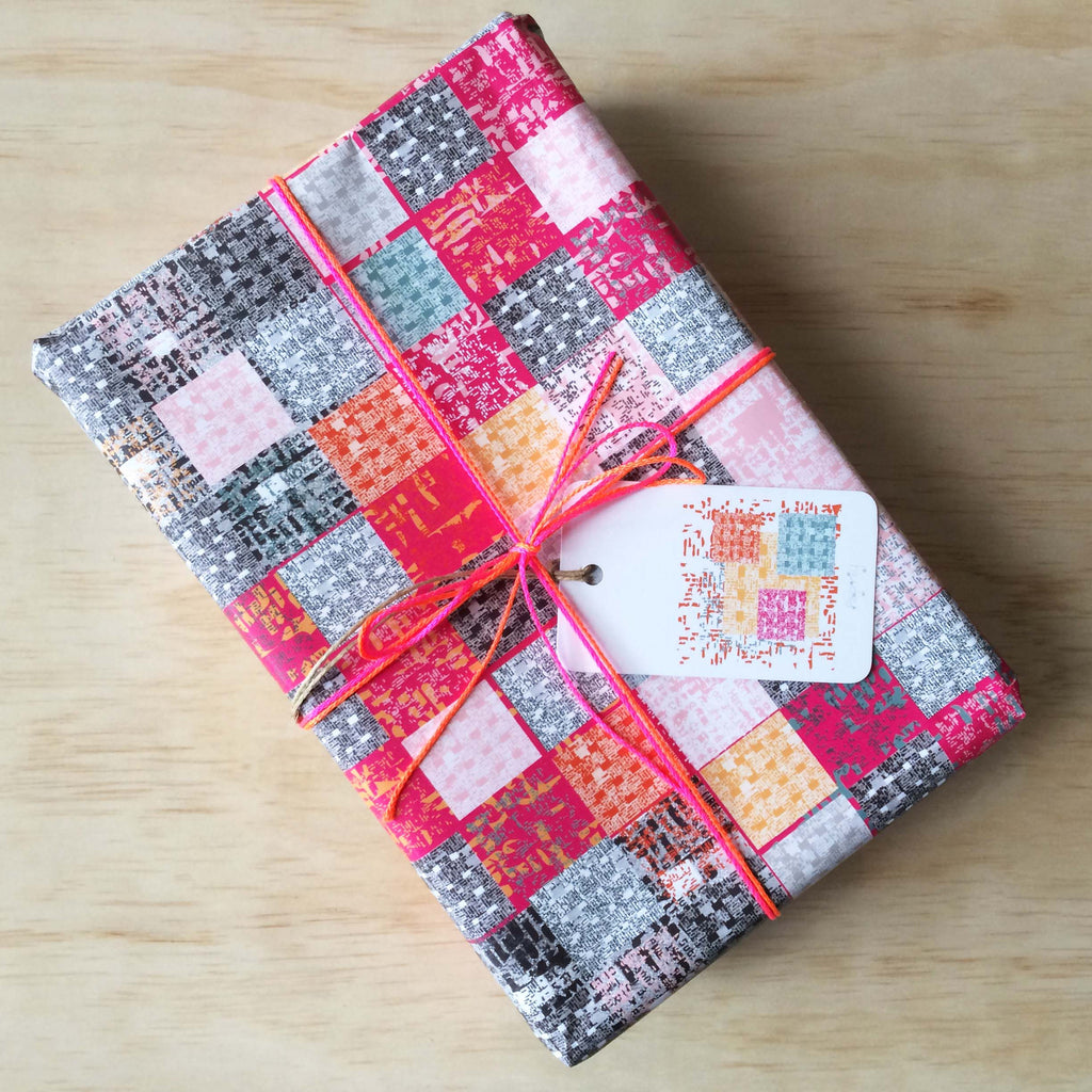 Newscheck 6 Gift Tags